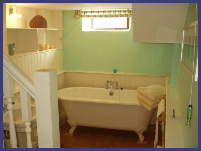 Chough Cottage Bathroom